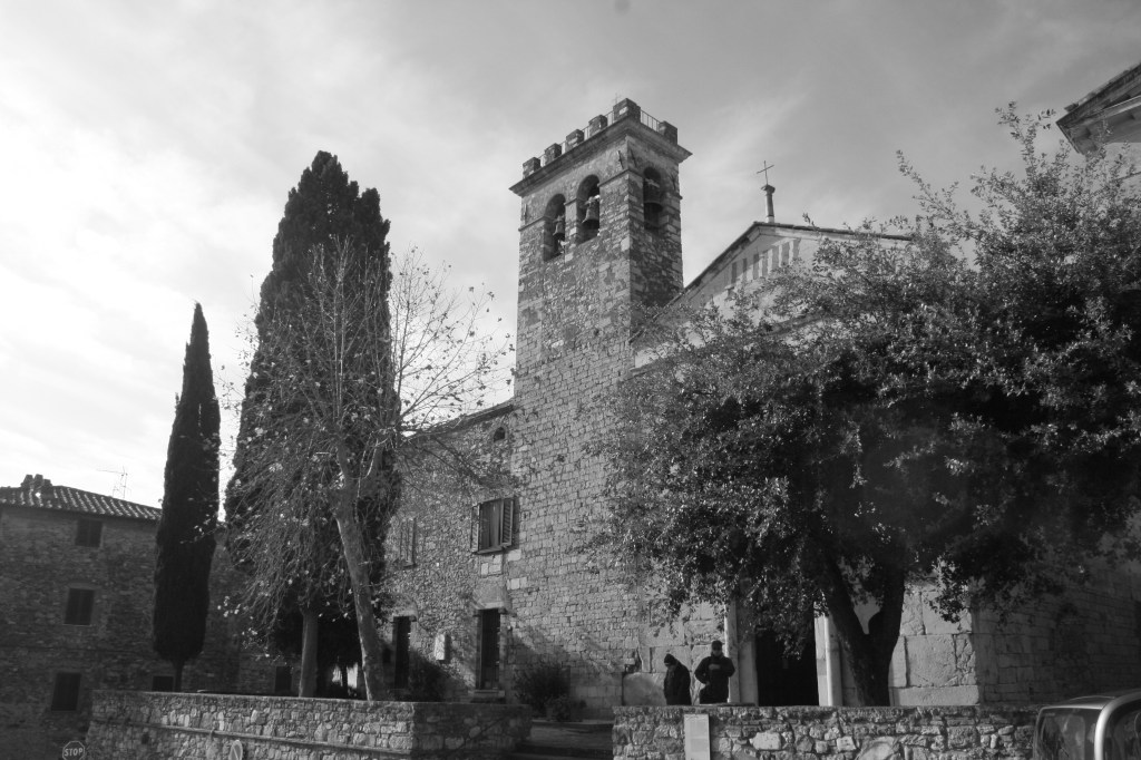 Pieve di San Giusto a Suvereto, chiesa romanica nel centro storico